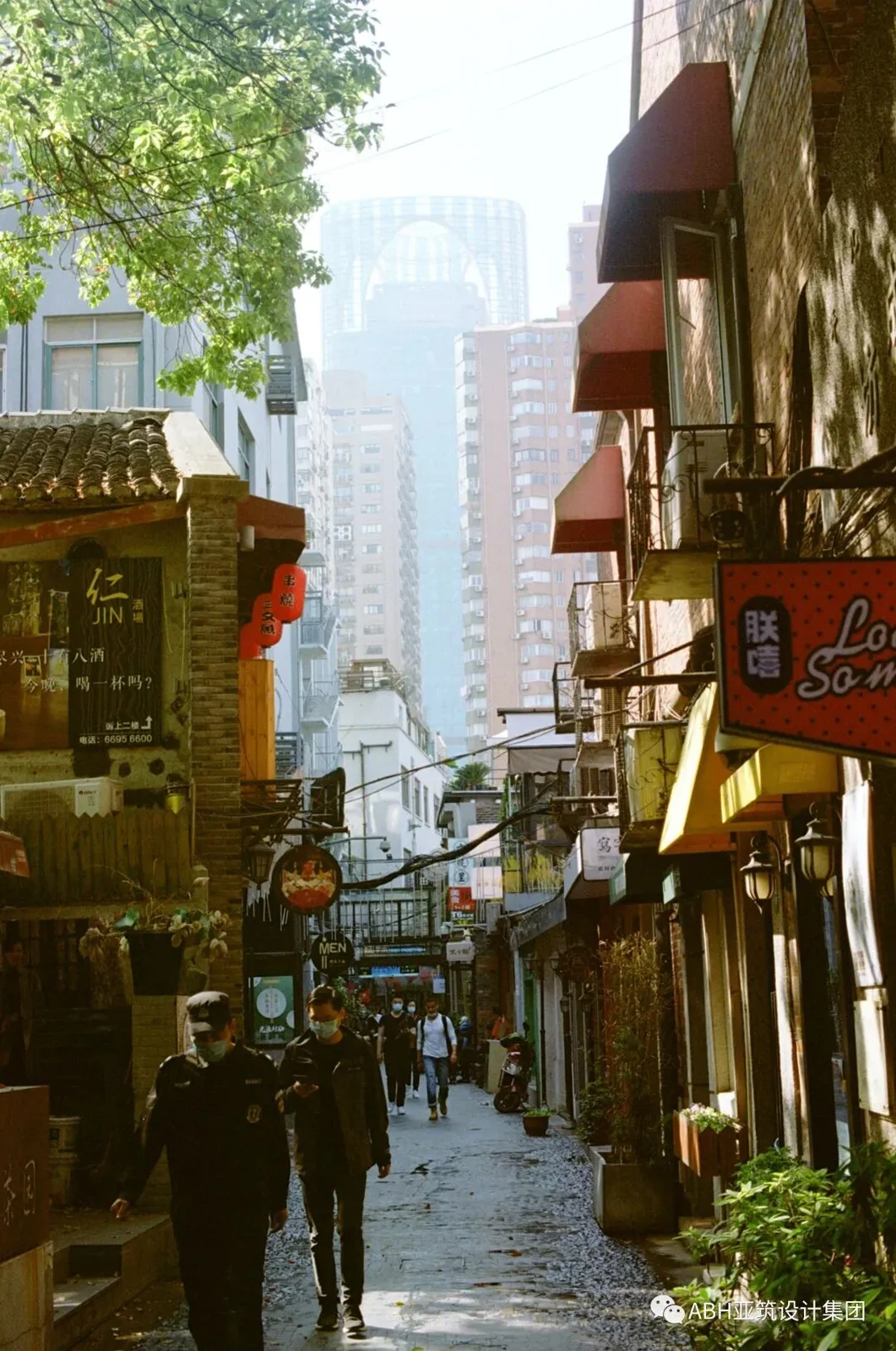 上海控江路桔子水晶酒店